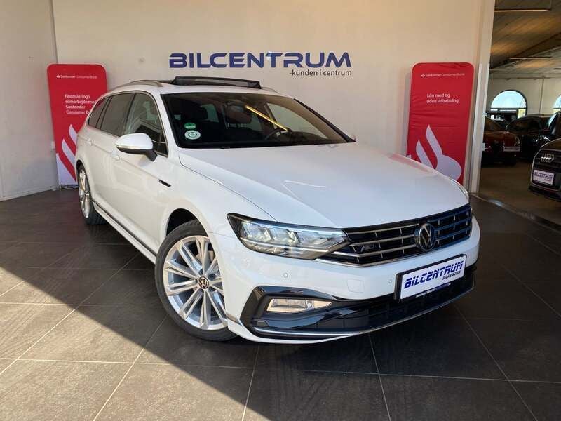Hvid Brugt 2021 VW Passat R-line Stationcar | 304.900 kr. (Dyr) - Billede 1/4