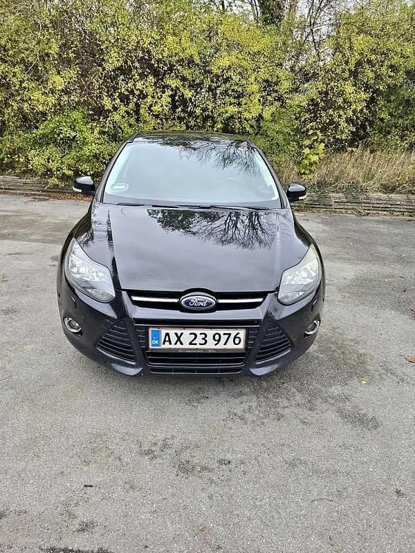 Brugt 2011 Ford Focus Titanium Hatchback | 40.000 kr. (Fair pris) - Billede 1/4