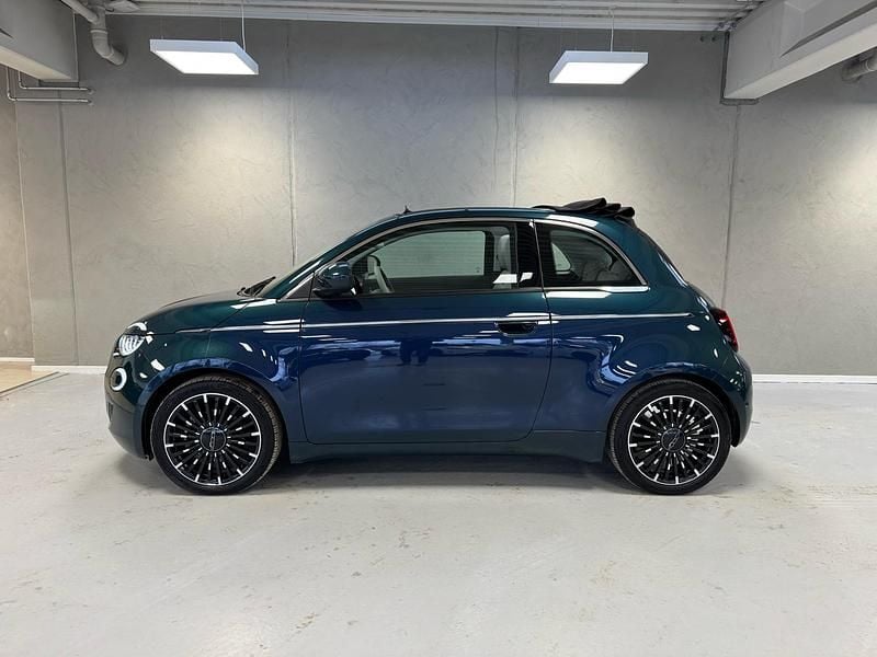Brugt Fiat 500e La Prima 86 kW (118 HK) 2023 Peacockblue Cabriolet