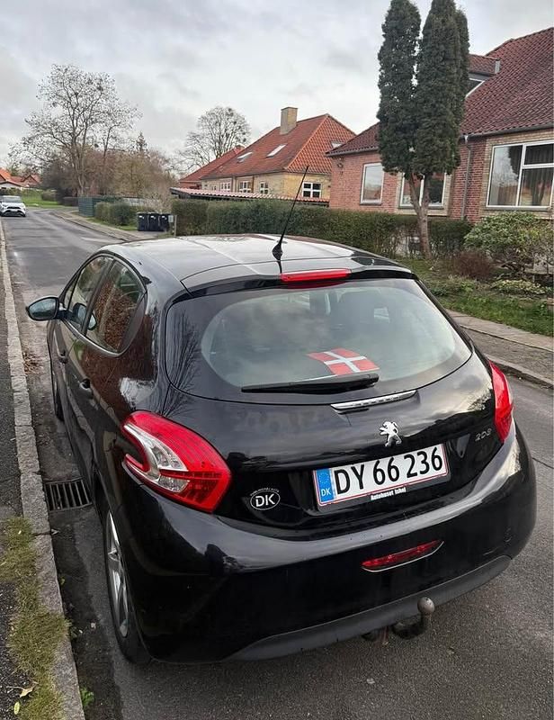 Brugt Peugeot 208 68 HK (50 kW) 2013 Hatchback