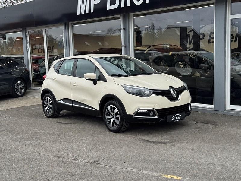 Brugt Renault Captur Expression 90 HK (66 kW) 2014 Beige SUV