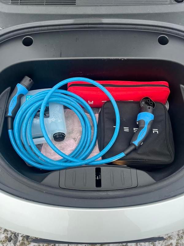 hvid Brugt 2023 Tesla Model 3 RWD Sedan | 215.900 kr. (Fair pris) - Billede 1/7