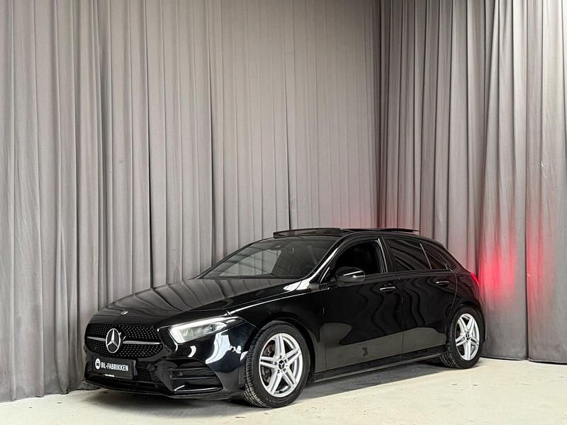 Gråmetal Brugt 2018 Mercedes A200 AMG line | 239.900 kr. - Billede 1/4