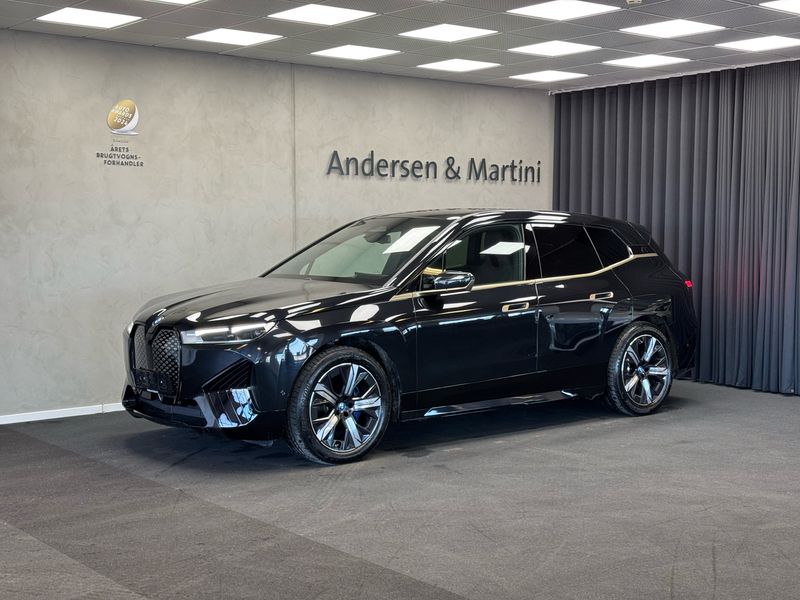Sort Brugt 2023 BMW iX SUV | 698.800 kr. (Fair pris) - Billede 1/4