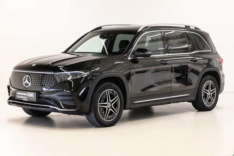 Farve: sort Brugt 2024 Mercedes EQB350 AMG SUV | 379.900 kr. (Fair pris) - Billede 1/4