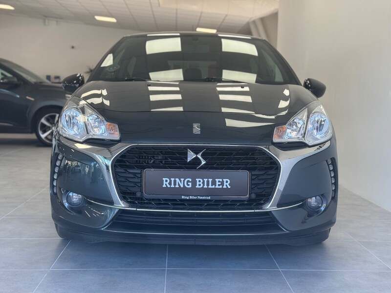 Grå Brugt 2018 DS Automobiles DS3 Style Hatchback | 84.800 kr. (Dyr) - Billede 1/3
