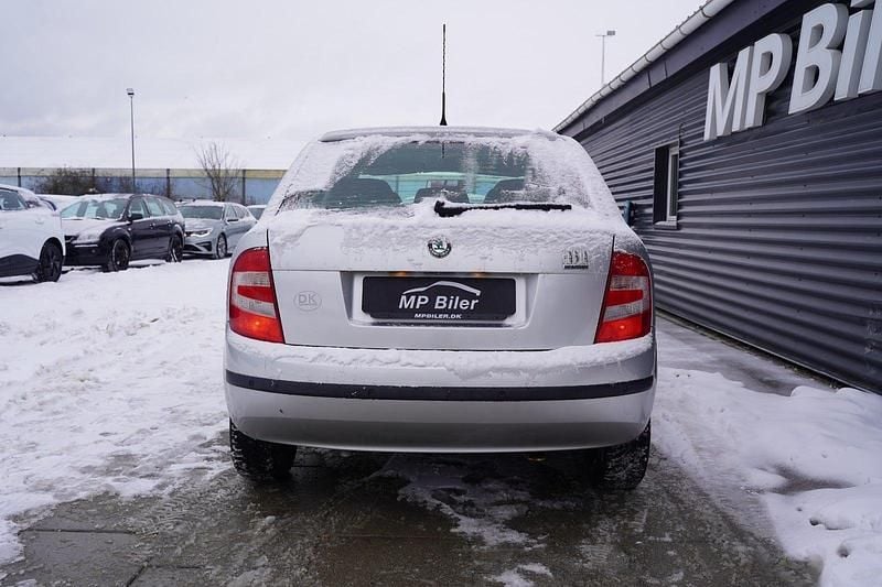 Brugt Skoda Fabia Elegance 75 HK (55 kW) 2005 Sølvmetal Hatchback