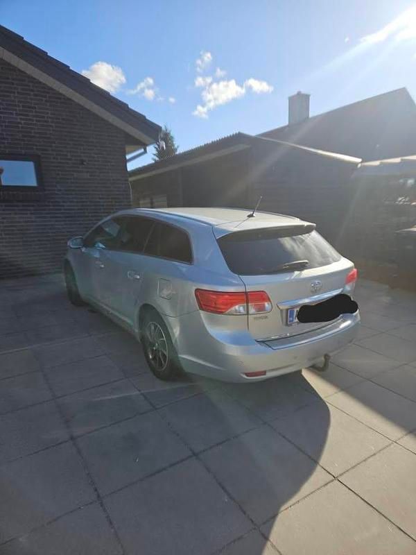 Brugt Toyota Avensis 2012 Sedan