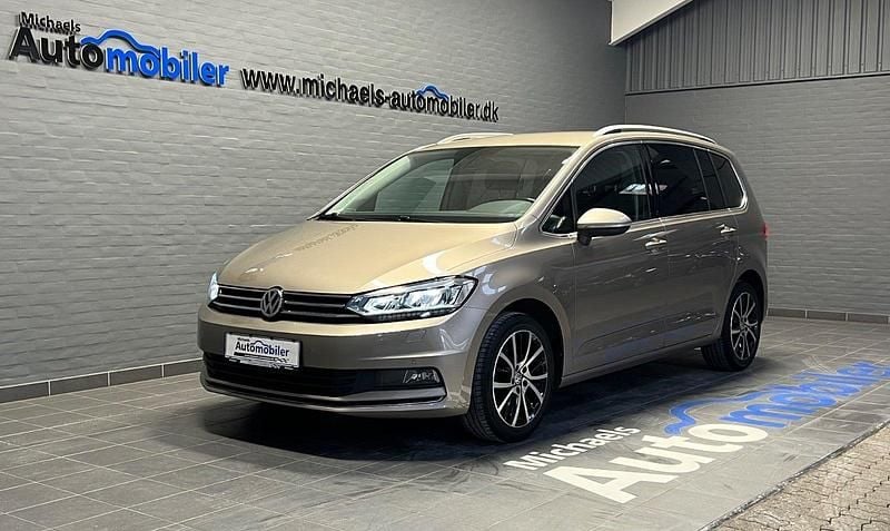 Brugt VW Touran Highline 150 HK (110 kW) 2019 Champagnemetal MPV