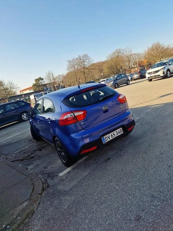 Brugt Kia Rio 75 HK (55 kW) 2013 Blå MPV