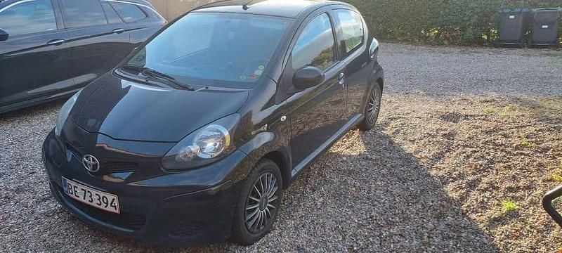 Brugt Toyota Aygo 68 HK (50 kW) 2011 Hatchback