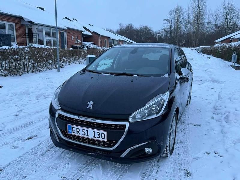 Brugt Peugeot 208 Allure Sky 100 HK (73 kW) 2018 Blå Hatchback
