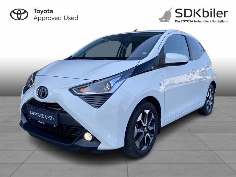Hvid Brugt 2020 Toyota Aygo x-press Hatchback | 99.900 kr. (Fair pris) - Billede 1/4