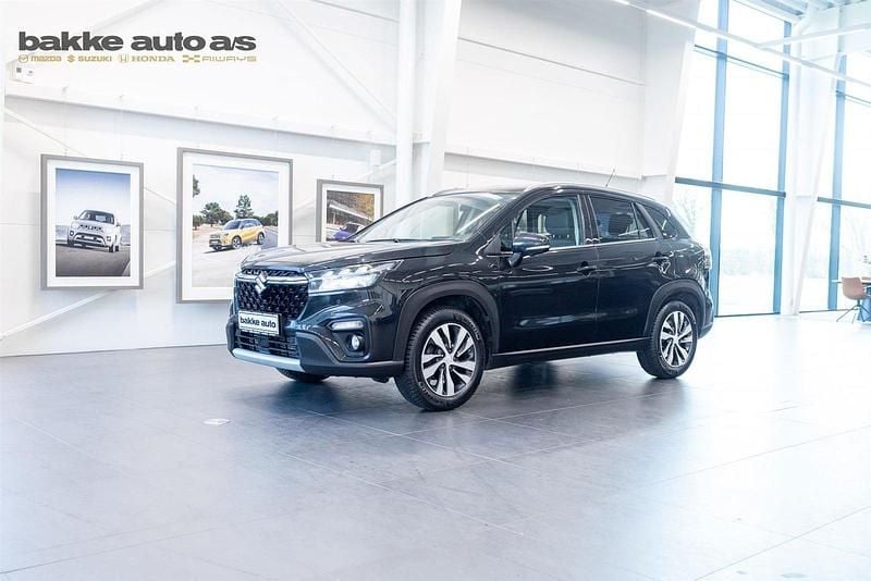 Sortmetal Brugt 2022 Suzuki SX4 S-Cross Adventure SUV | 229.900 kr. (Lidt for dyr) - Billede 1/4