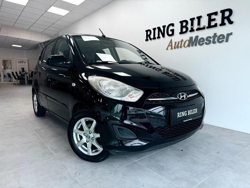 Sort Brugt 2011 Hyundai i10 Classic Hatchback | 24.800 kr. (Lidt for dyr) - Billede 1/4