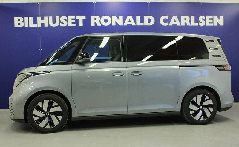 Sølvmetal Brugt 2024 VW ID. Buzz Pro MPV | 369.900 kr. (Fair pris) - Billede 1/4