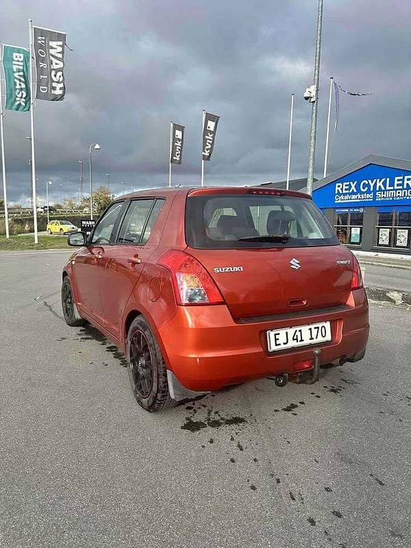 Orange Brugt 2008 Suzuki Swift Hatchback | 15.000 kr. - Billede 1/4