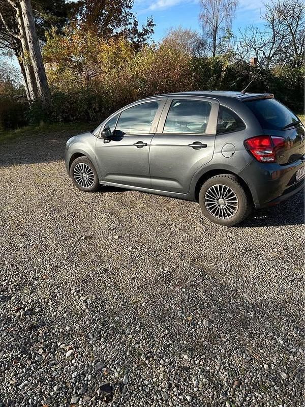 Grå Brugt 2016 Citroën C3 Hatchback | 33.500 kr. (Fair pris) - Billede 1/4