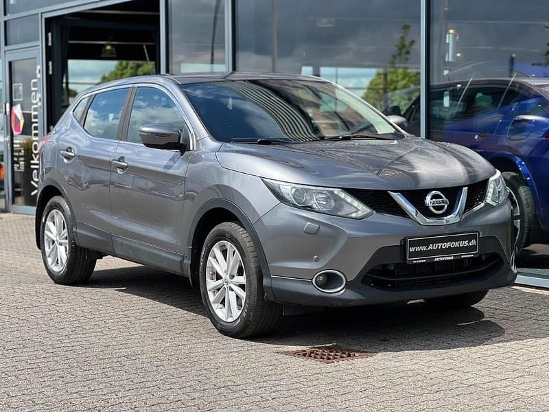 Sølvmetal Brugt 2015 Nissan Qashqai N-Connecta SUV | 74.700 kr. (Fair pris) - Billede 1/4