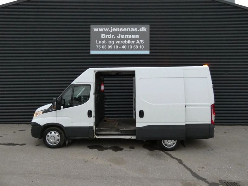 Hvid Brugt 2020 Iveco Daily Van | 185.000 kr. - Billede 1/4