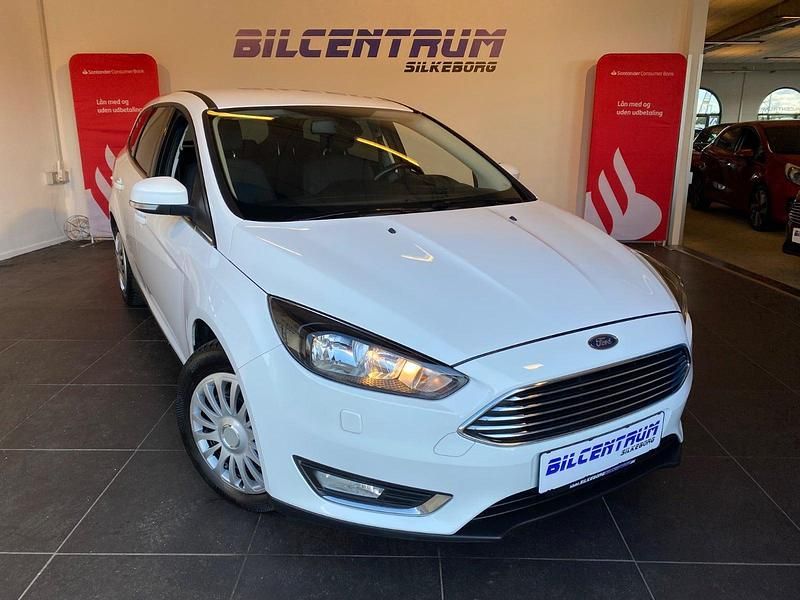 Rød Brugt 2014 Ford Focus Titanium Hatchback | 79.900 kr. (Dyr) - Billede 1/4