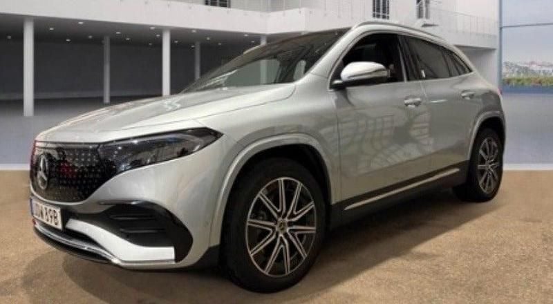 Sølvmetal Brugt 2024 Mercedes EQA250+ AMG line SUV | 359.900 kr. (Fair pris) - Billede 1/3