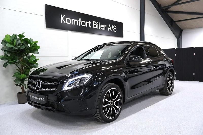 Sortmetal Brugt 2018 Mercedes GLA250 SUV | 249.800 kr. (Super pris) - Billede 1/4