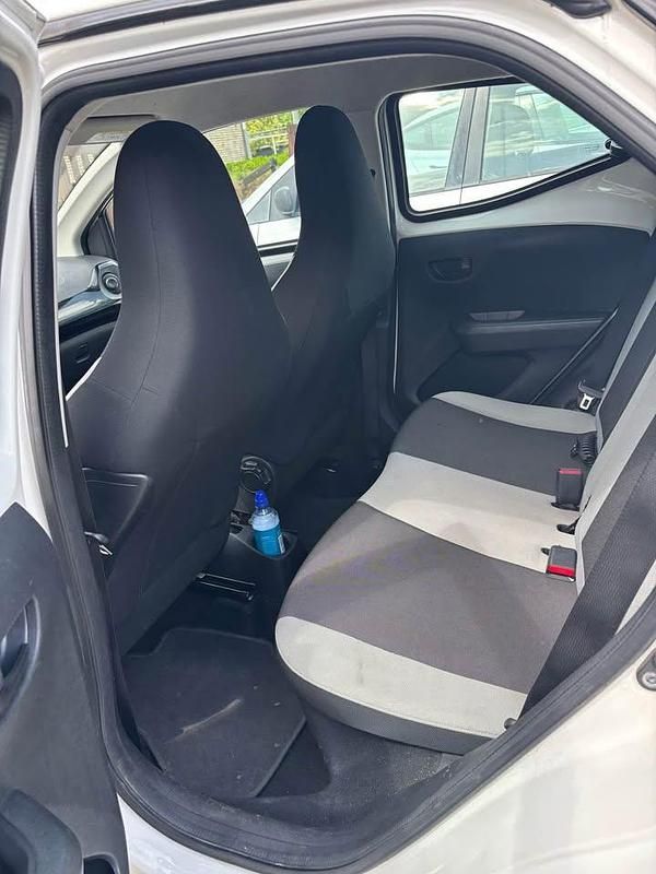 Brugt Toyota Aygo 69 HK (50 kW) 2014 Hvid Hatchback