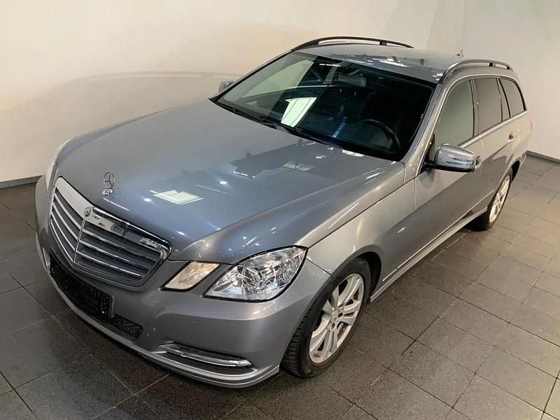 Grå Brugt 2012 Mercedes E200 Stationcar | 39.900 kr. - Billede 1/4