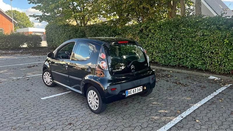 Sort Brugt 2013 Citroën C1 Hatchback | 23.999 kr. (Fair pris) - Billede 1/4