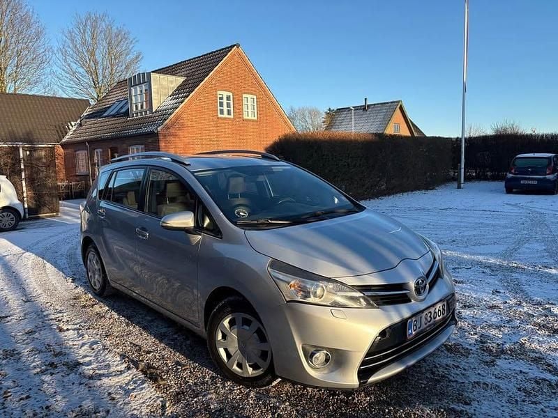 Brugt Toyota Verso 147 HK (108 kW) 2013 Grå MPV
