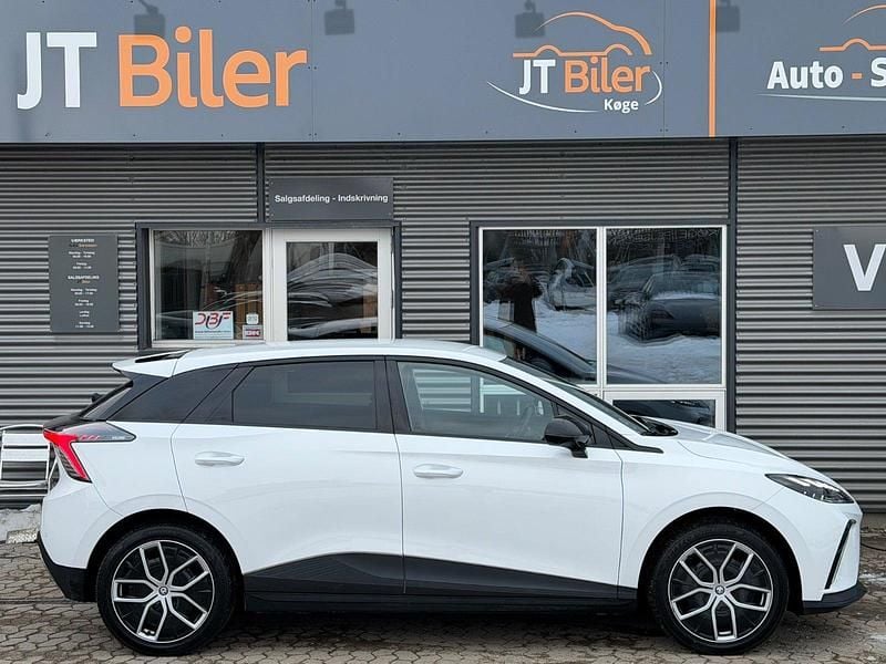 Brugt MG MG4 EV Luxury 150 kW (204 HK) 2024 Hvidmetal Hatchback