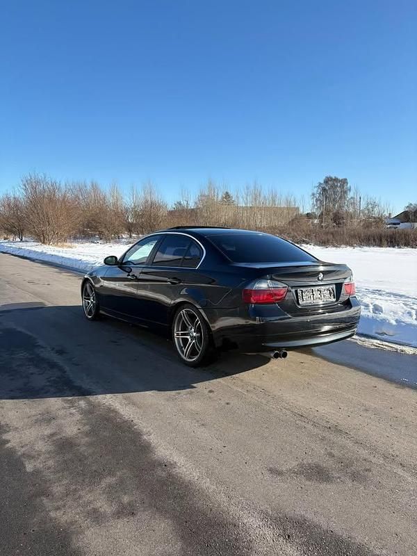 Brugt BMW 330 Performance 258 HK (189 kW) 2005