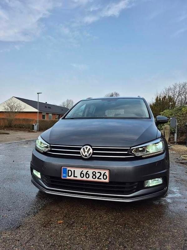 Brugt VW Touran Highline 150 HK (110 kW) 2017 Grå MPV