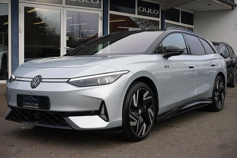 Sølvmetal Brugt 2025 VW ID.7 GTX Sedan | 484.900 kr. - Billede 1/4