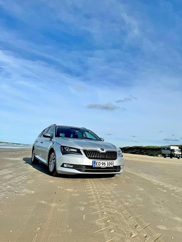 Grå Brugt 2016 Skoda Superb Stationcar | 110.000 kr. (Fair pris) - Billede 1/4