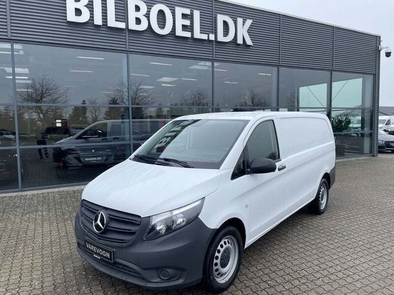Hvid Brugt 2023 Mercedes Vito MPV | 274.800 kr. - Billede 1/4