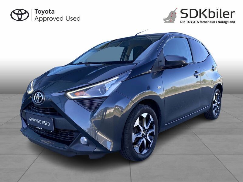 Koksgrå Brugt 2021 Toyota Aygo x-press Hatchback | 99.900 kr. (Fair pris) - Billede 1/4