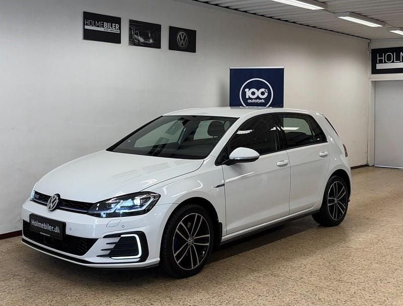 Hvid Brugt 2020 VW Golf VII GTE Hatchback | 164.900 kr. (Fair pris) - Billede 1/3