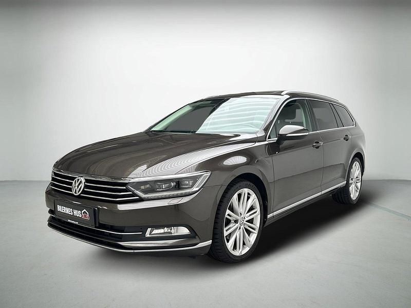 Brunmetal Brugt 2017 VW Passat Highline Stationcar | 189.980 kr. (Fair pris) - Billede 1/4