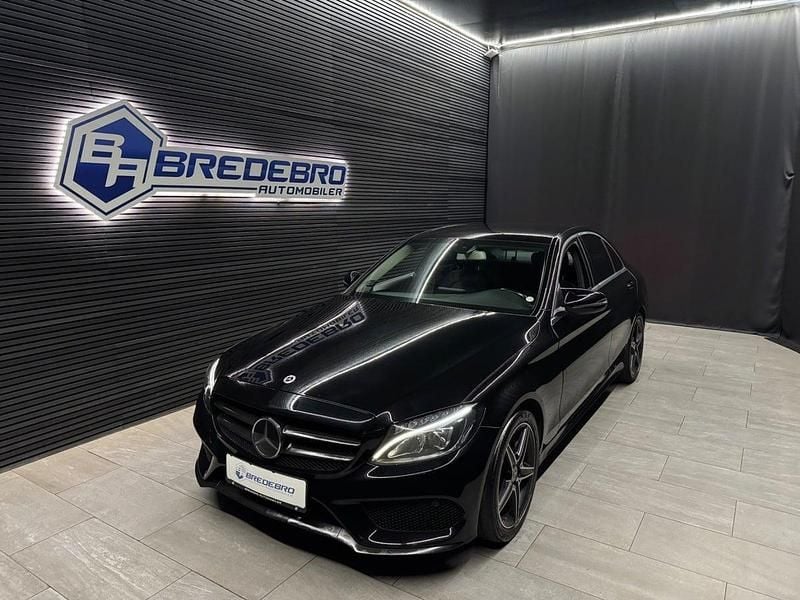 Sort Brugt 2017 Mercedes C220 AMG line Sedan | 239.500 kr. (Super pris) - Billede 1/4