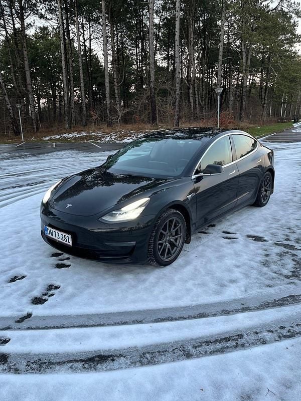 Sortmetal Brugt 2019 Tesla Model 3 Long Range AWD Sedan | 139.900 kr. (Fair pris) - Billede 1/4