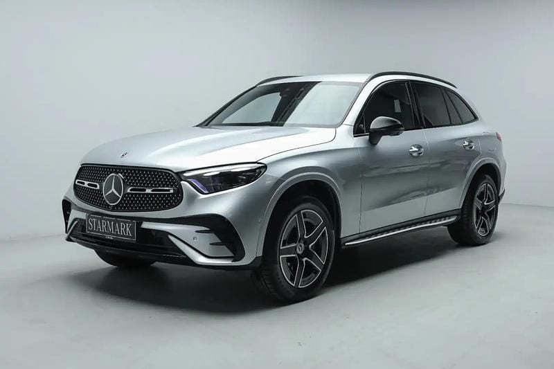 Sølvmetal Brugt 2024 Mercedes GLC300e SUV | 829.900 kr. - Billede 1/3