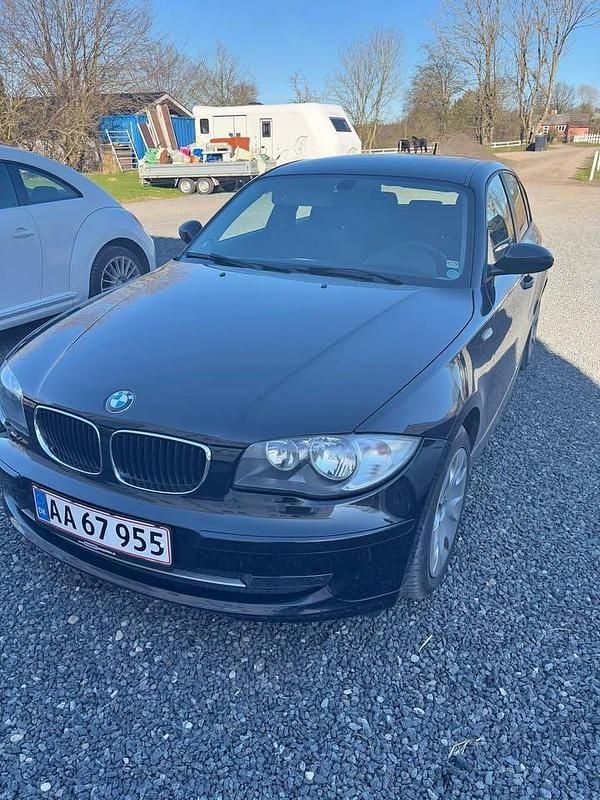 Brugt 2010 BMW 118 Hatchback | 72.000 kr. (Lidt for dyr) - Billede 1/4