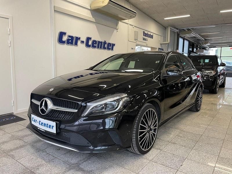 Sort Brugt 2016 Mercedes A180 Hatchback | 119.900 kr. (Fair pris) - Billede 1/4