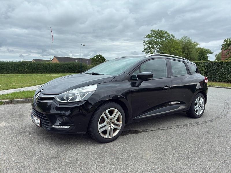Sort Brugt 2018 Renault Clio GrandTour Zen Stationcar | 59.900 kr. (God pris) - Billede 1/4