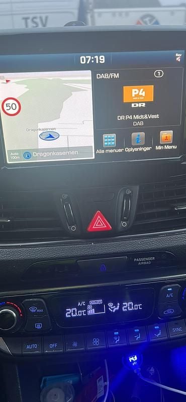 Brugt Hyundai i30 Premium 110 HK (80 kW) 2017 Blå Stationcar