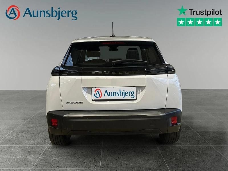 Brugt Peugeot e-2008 Style 114 kW (156 HK) 2025 Hvid SUV