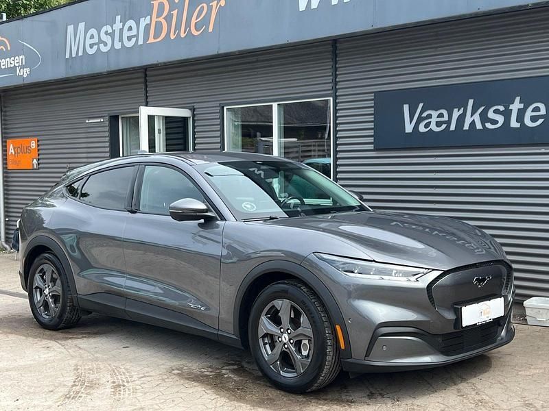 Gråmetal Brugt 2021 Ford Mustang Mach-E Standard Range SUV | 219.900 kr. (Fair pris) - Billede 1/4