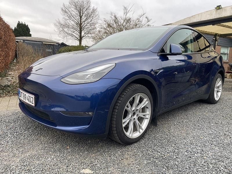 Blå Brugt 2023 Tesla Model Y Long Range AWD SUV | 254.900 kr. (God pris) - Billede 1/4